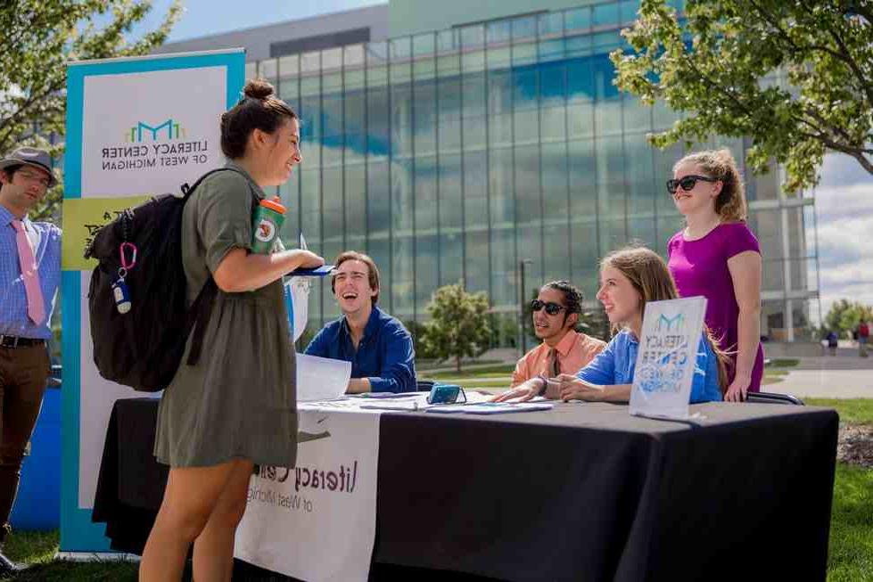 Student at the nonprofit fair